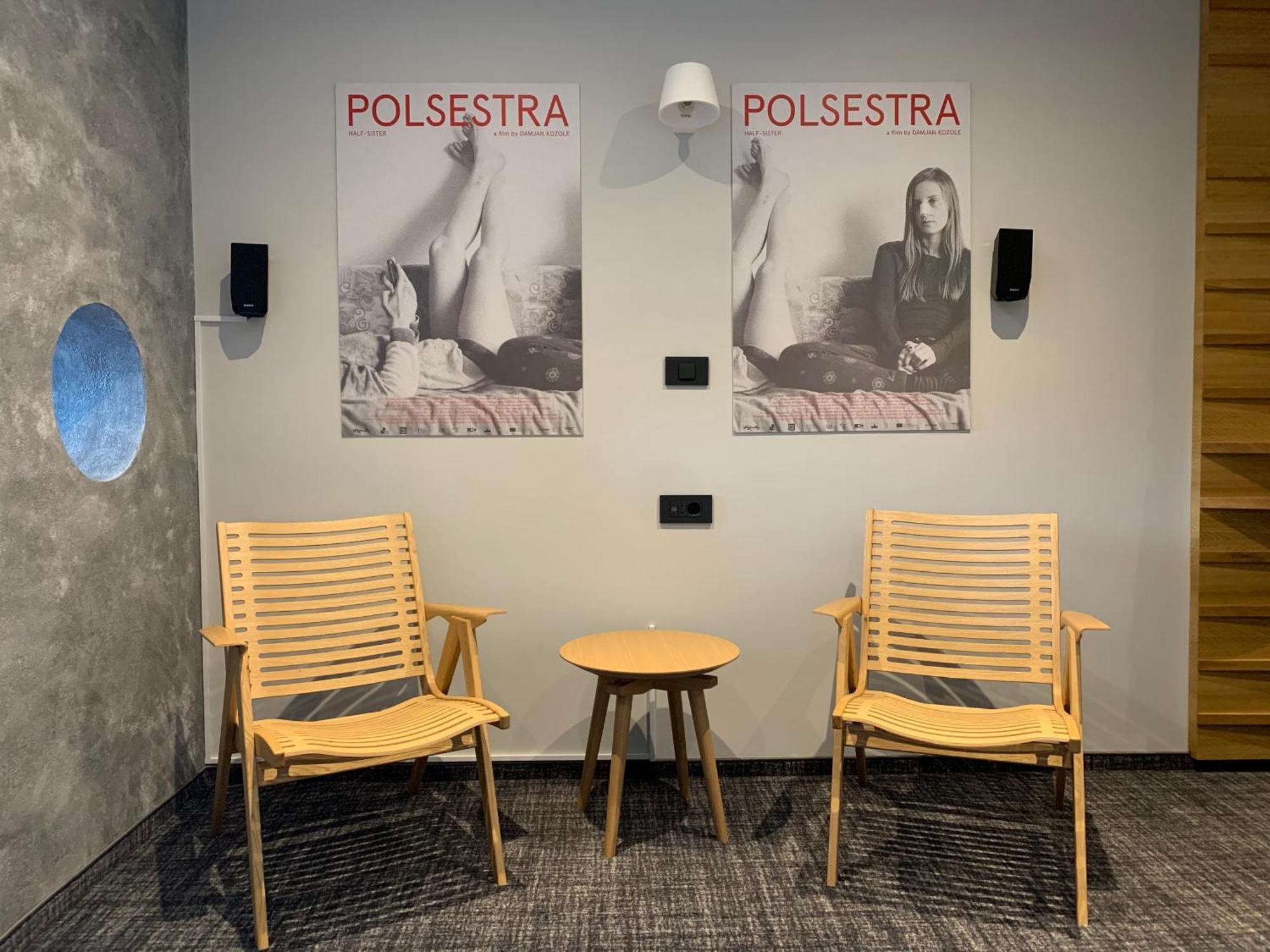 Hotel Kunst Krško Стая снимка